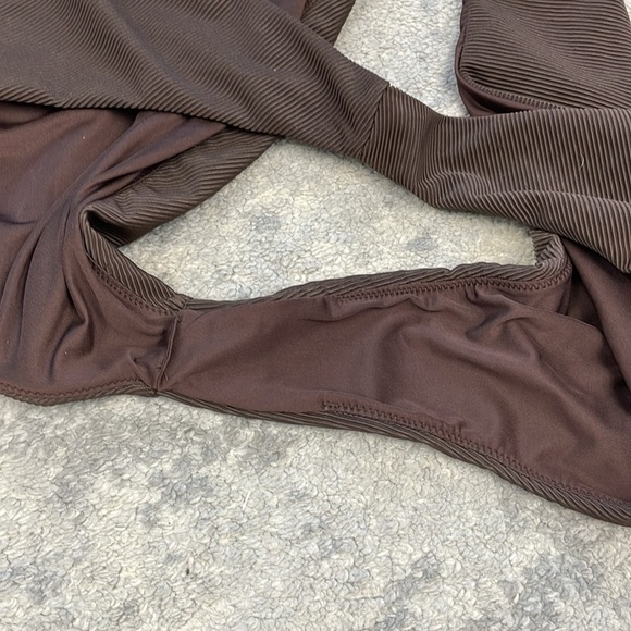 New Good American Ribbed Better Bikini Bottom Swim Cheeky Brown Sz 7 - Picture 8 of 9